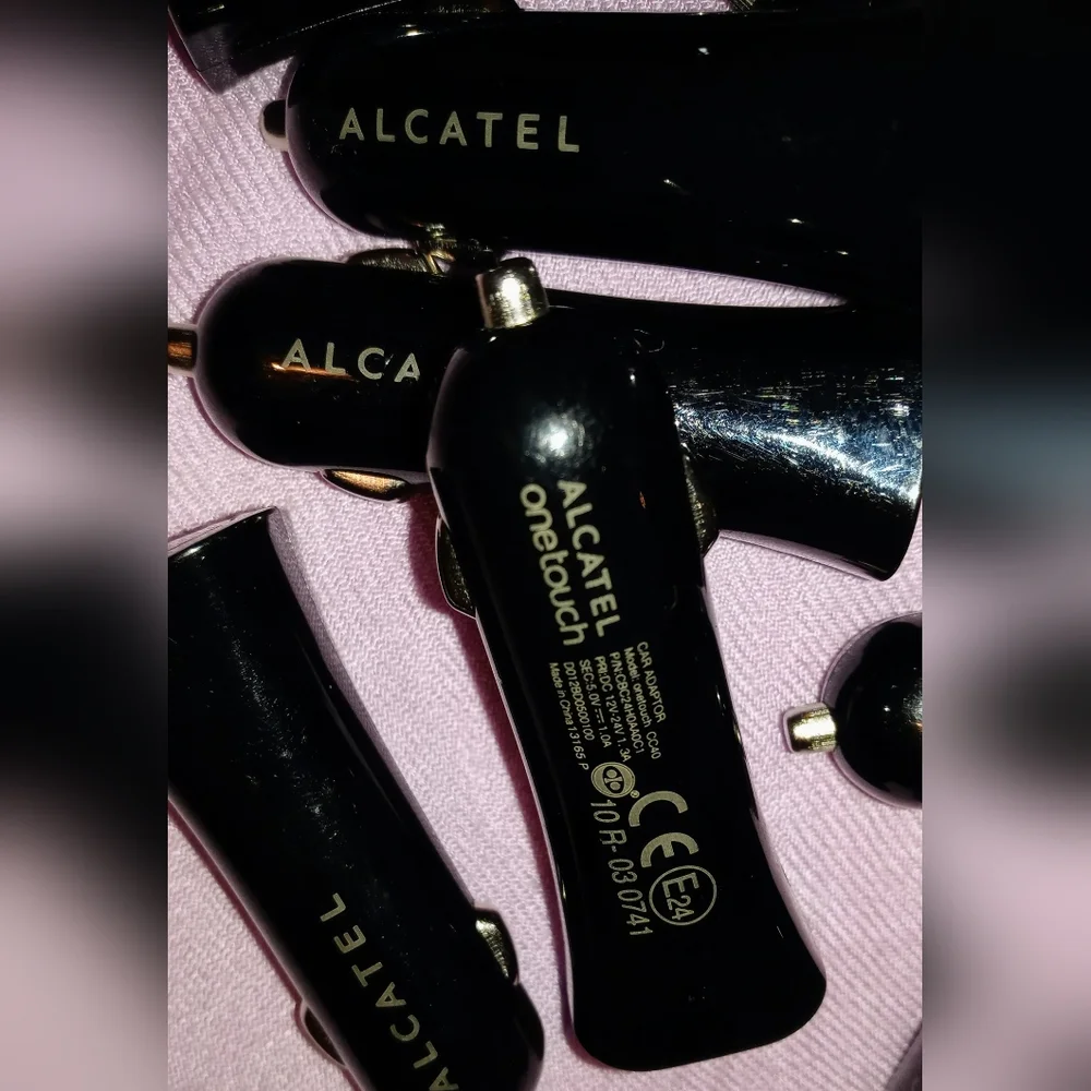Alcatel Onetouch Phone Car ADAPTOR Charger is a model cc40 3 for $4